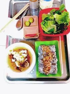 Hình ảnh Bánh cuốn chả nướng
