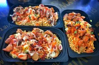 Hình ảnh Mì trộn indomie thập cẩm 
