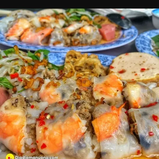 Hình ảnh Bánh cuốn nhân tôm thịt nấm 