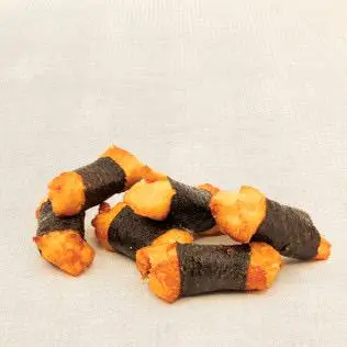 Hình ảnh Gà cuộn rong biển + sốt tự chọn
