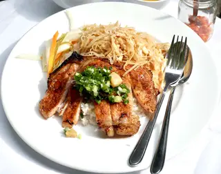 Hình ảnh Cơm tấm sườn bì
