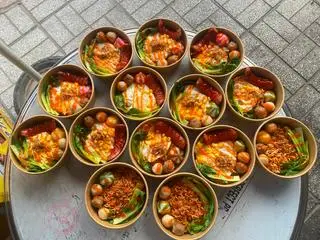 Hình ảnh mì trộn thập cẩm