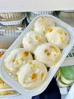 Hình ảnh Bánh misu hạnh nhân