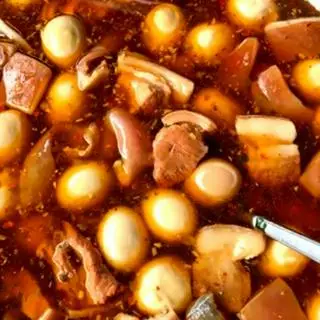 Hình ảnh Cơm  thịt kho tàu