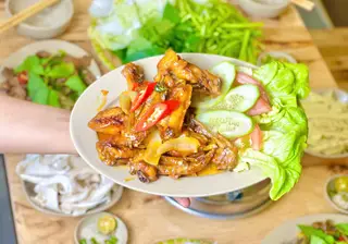 Hình ảnh Đùi trước chiên nước mắm