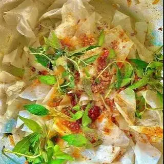 Hình ảnh Bánh Tráng trộn muối satte