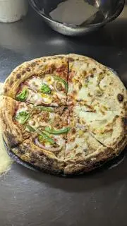 Hình ảnh PIZZA BÒ BẰM * 4CHESE
