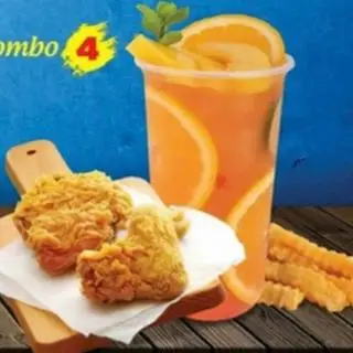 Hình ảnh 2 miếng gà giòn - khoai - trà