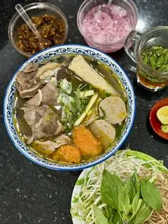 Hình ảnh Tô Thượng Hạng