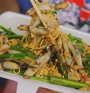 Hình ảnh Mì Xào Ốc Móng Tay