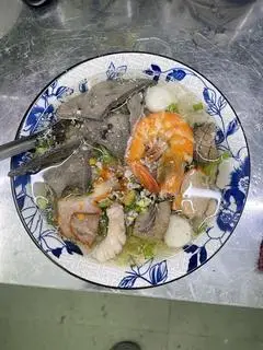 Hình ảnh Hủ Tiếu Mì thập cẩm