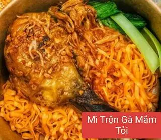 Hình ảnh Mì Trộn Gà Chiên Nước Mắm 