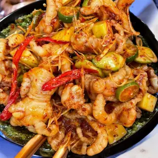 Hình ảnh Chân Gà Sốt Thái Rút Xương (Hộp TO) NHIỀU Xoài/Cóc + Sốt Chấm