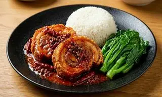 Hình ảnh Chân giò chiên giòn xào sốt Mala 