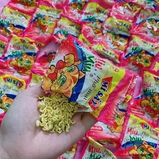 Hình ảnh Mì tôm trẻ em MiuMiu