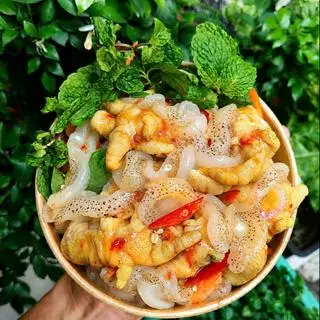 Hình ảnh SỨA CHÂN GÀ Sốt Thái Giòn Cay Đậm Vị