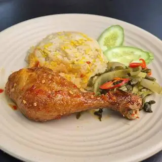Hình ảnh Xôi Gà Đùi Tỏi/Má Đùi (Được Chọn Vị)