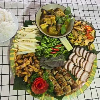 Hình ảnh Mẹt lợn 7 món(5-6 ng ăn)
