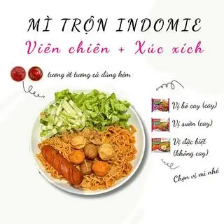 Hình ảnh Mì trộn Indomie xúc xích Đức - viên chiên