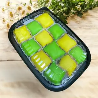 Hình ảnh Hộp crepe mini 12 bánh