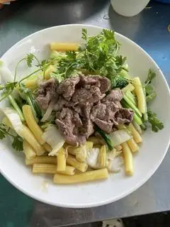 Hình ảnh Nui xào bò