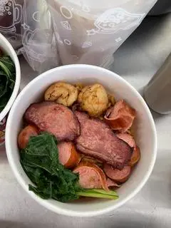 Hình ảnh Mì trộn Indomie lườn ngỗng xúc xích
