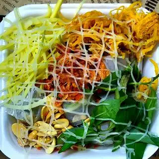 Hình ảnh Bánh tráng cuộn bơ nhỏ