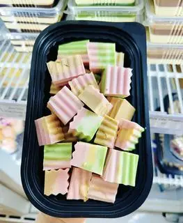 Hình ảnh Rau Câu Sơn Thuỷ Flan (New)
