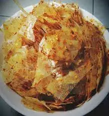 Hình ảnh Bánh tráng trộn sa tế muối nhuyễn