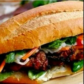 Hình ảnh Bánh Mì Thịt Xiên 