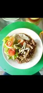 Hình ảnh nai trứng ốp la + bánh mì 