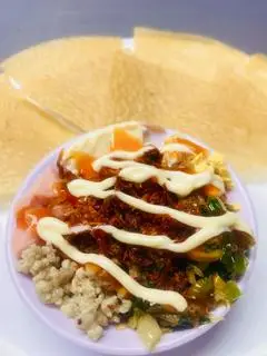 Hình ảnh  Xúc topping đặc biệt