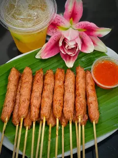 Hình ảnh 10 nem chua nướng