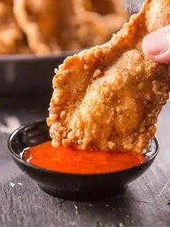 Hình ảnh Da gà chiên giòn sốt tuỳ chọn