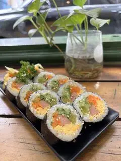Hình ảnh Kimbap xúc xích