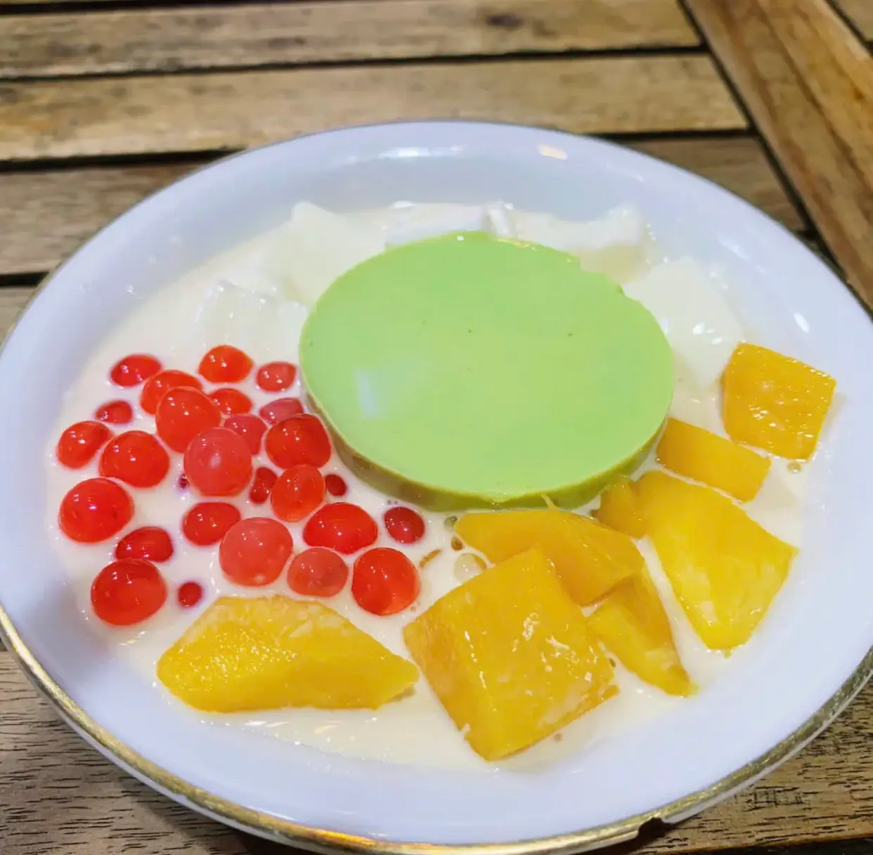 Hình ảnh Chè Tứ Sắc