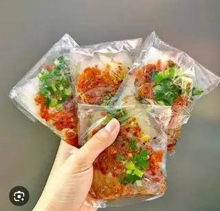 Hình ảnh Bánh tráng tôm rim