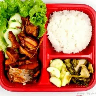Hình ảnh Cơm Cá Kho - Thịt Ba Chỉ