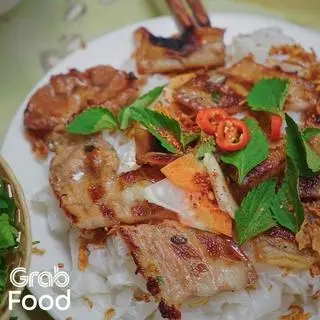 Hình ảnh Bánh cuốn thịt nướng