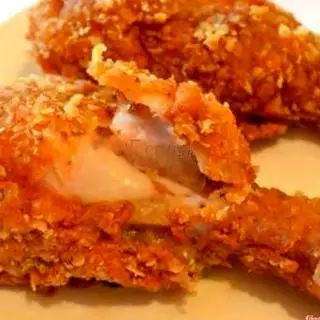 Hình ảnh Cơm Gà Chiên