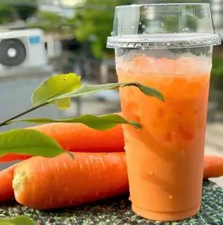 Hình ảnh Nước Cà Rốt  (ly 700ml)
