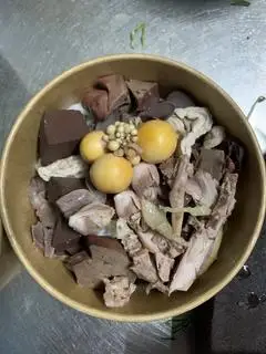 Hình ảnh phở gà tràng trứng lòng mề 