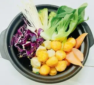 Hình ảnh Mỳ Cay Viên Hải Sản Phô Mai 