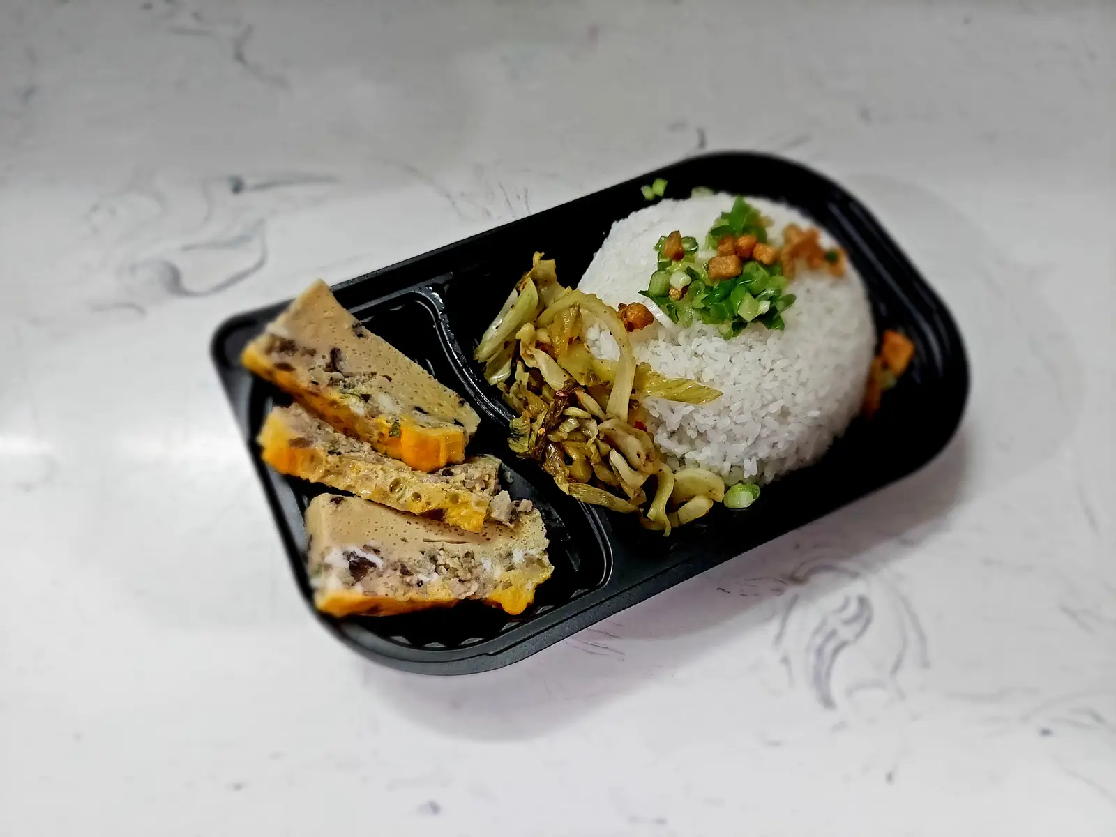 Hình ảnh Cơm tấm chả hấp