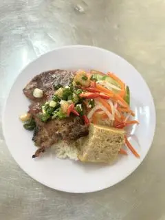 Hình ảnh Cơm sườn chả