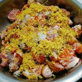 Hình ảnh GIÒ HEO NẤU GIẢ CẦY