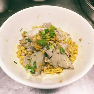 Hình ảnh Hủ tíu mì gói khô