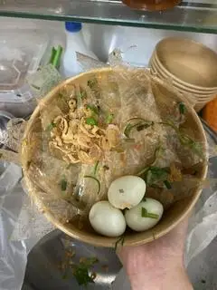 Hình ảnh Bánh tráng trộn sốt tắc - mix bò trứng