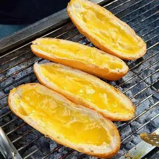 Hình ảnh Bánh mì bơ
