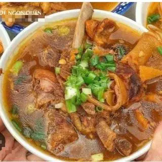 Hình ảnh Hủ tiếu dê - thập cẩm